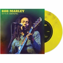 Vinyl Sun Is Shining (7" Vinyl) (Yellow Marbled Vinyl)