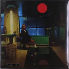 Vinyl CLOSER
