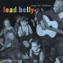 CD SINGS FOR CHILDREN