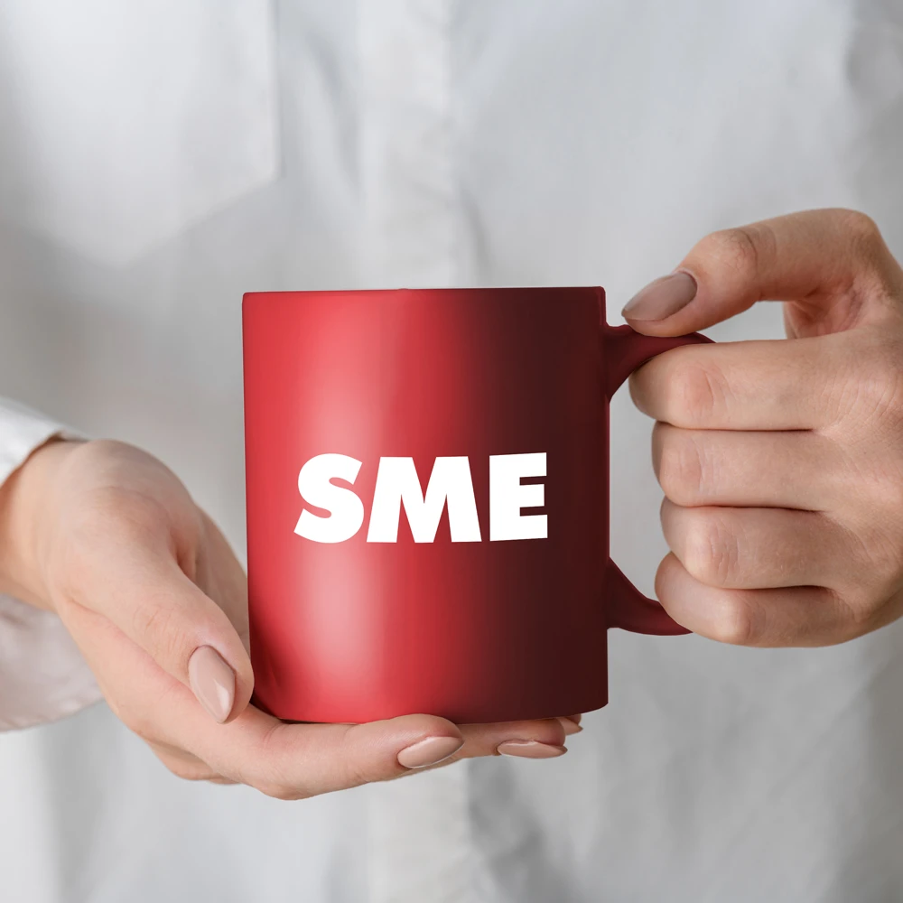 SME, červený