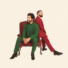 Dan + Shay, CD IT'S OFFICIALLY CHRISTMAS
