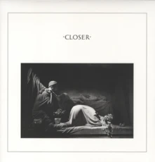 Vinyl CLOSER
