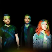 CD PARAMORE