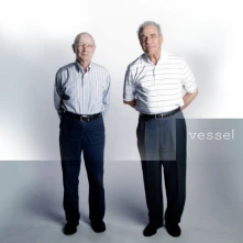 Twenty One Pilots, CD VESSEL