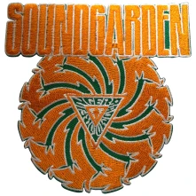 Nažehlovačka Badmotorfinger Orange on Green
