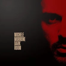 CD DARK ROOM