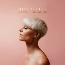 CD A LITTLE BIT OF ME