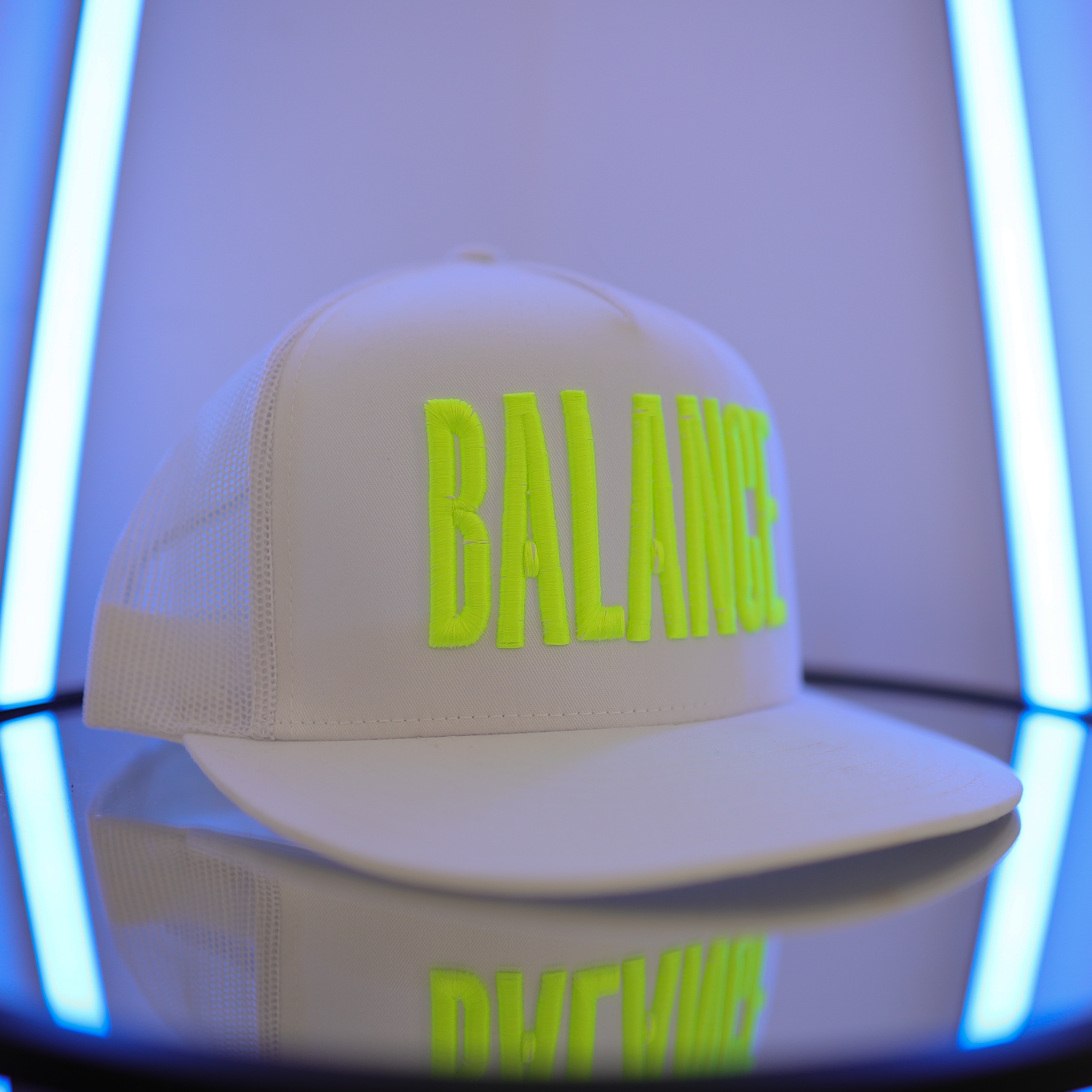 Balance Neon Yellow thumbnail