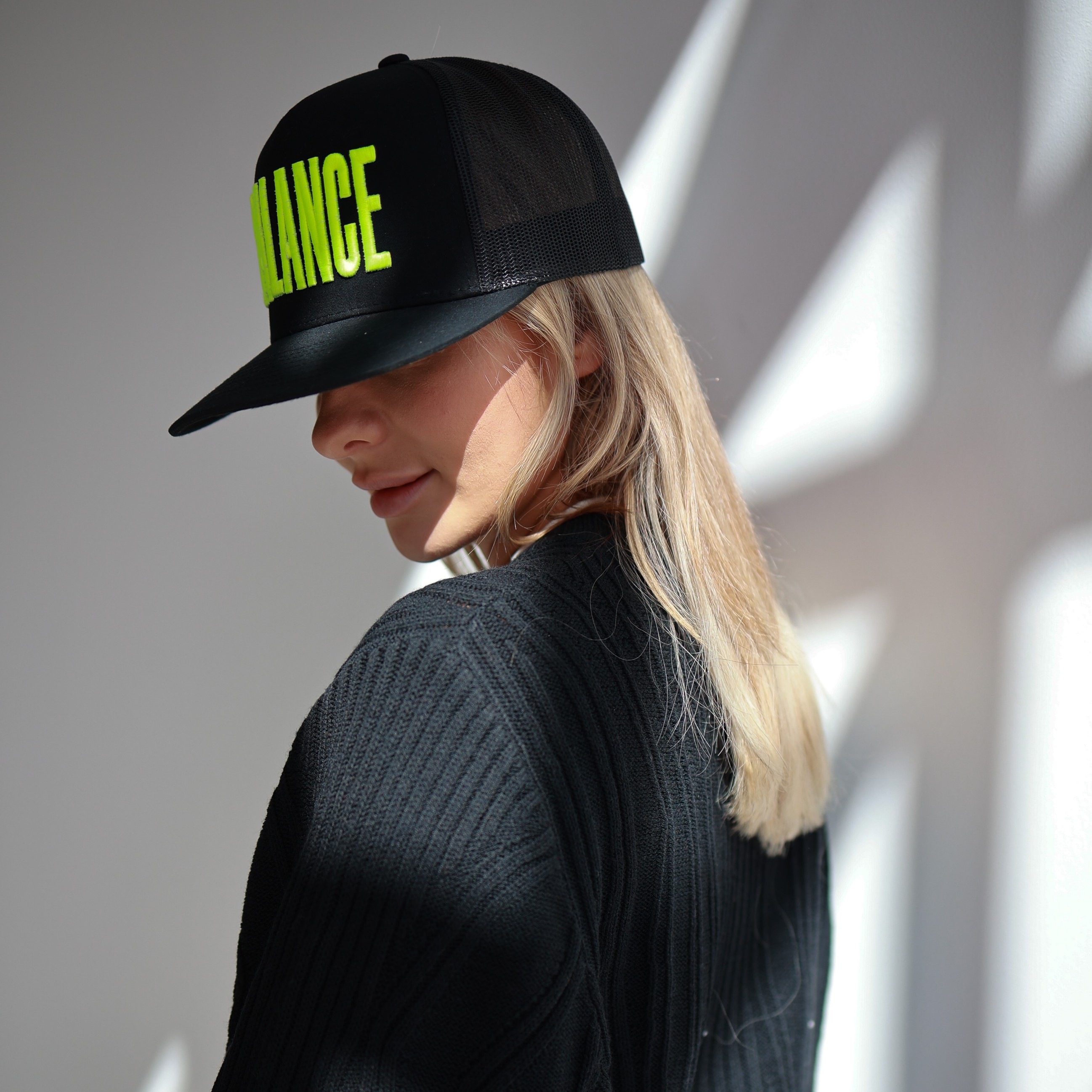 Balance Neon Yellow thumbnail