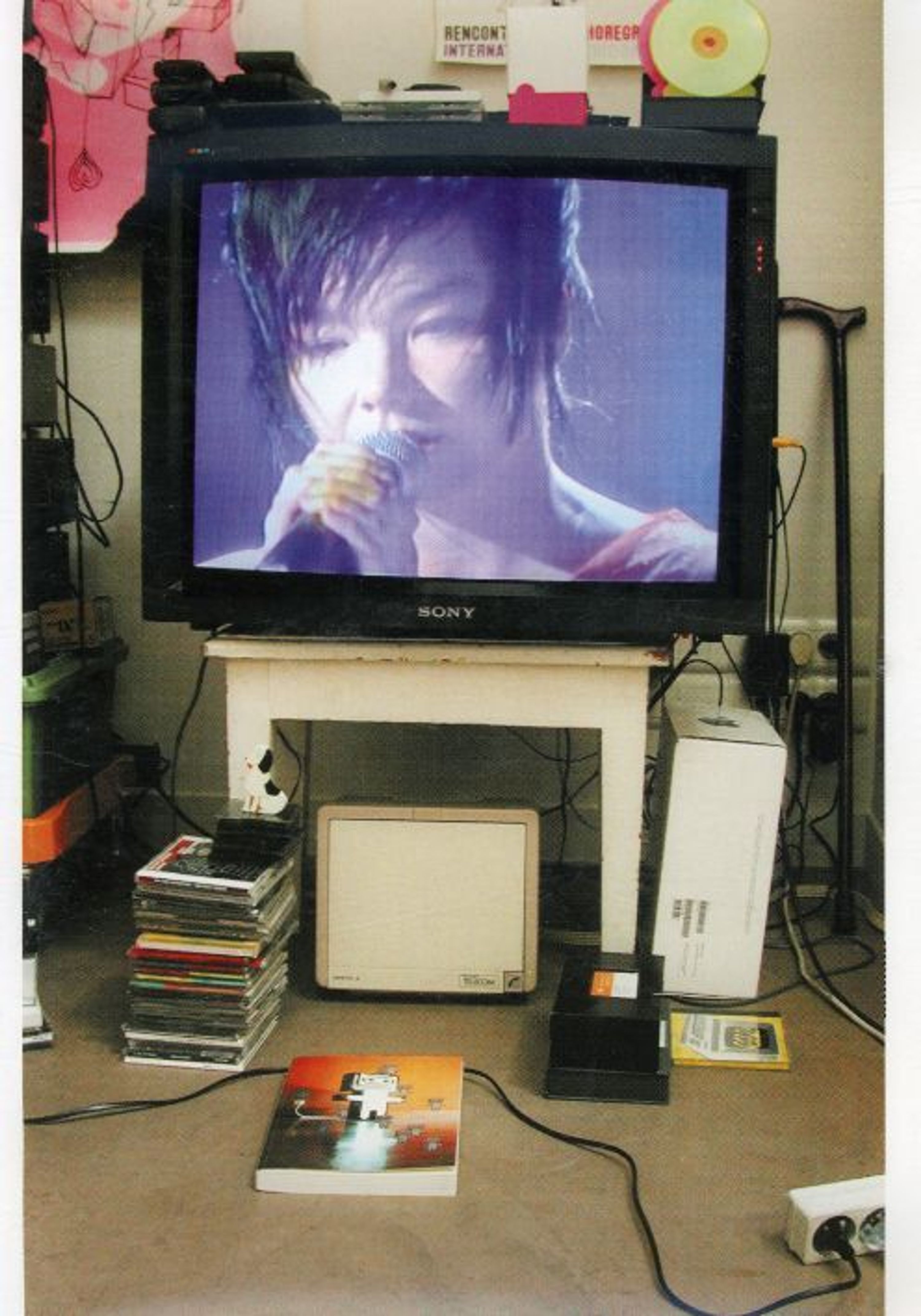 DVD Björk - LIVE AT SHEPHERDS BUSH...