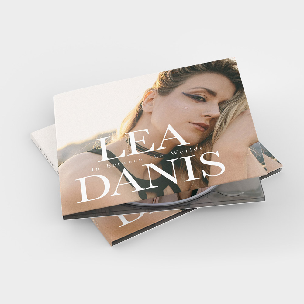 CD Lea Danis - In Between The Worlds